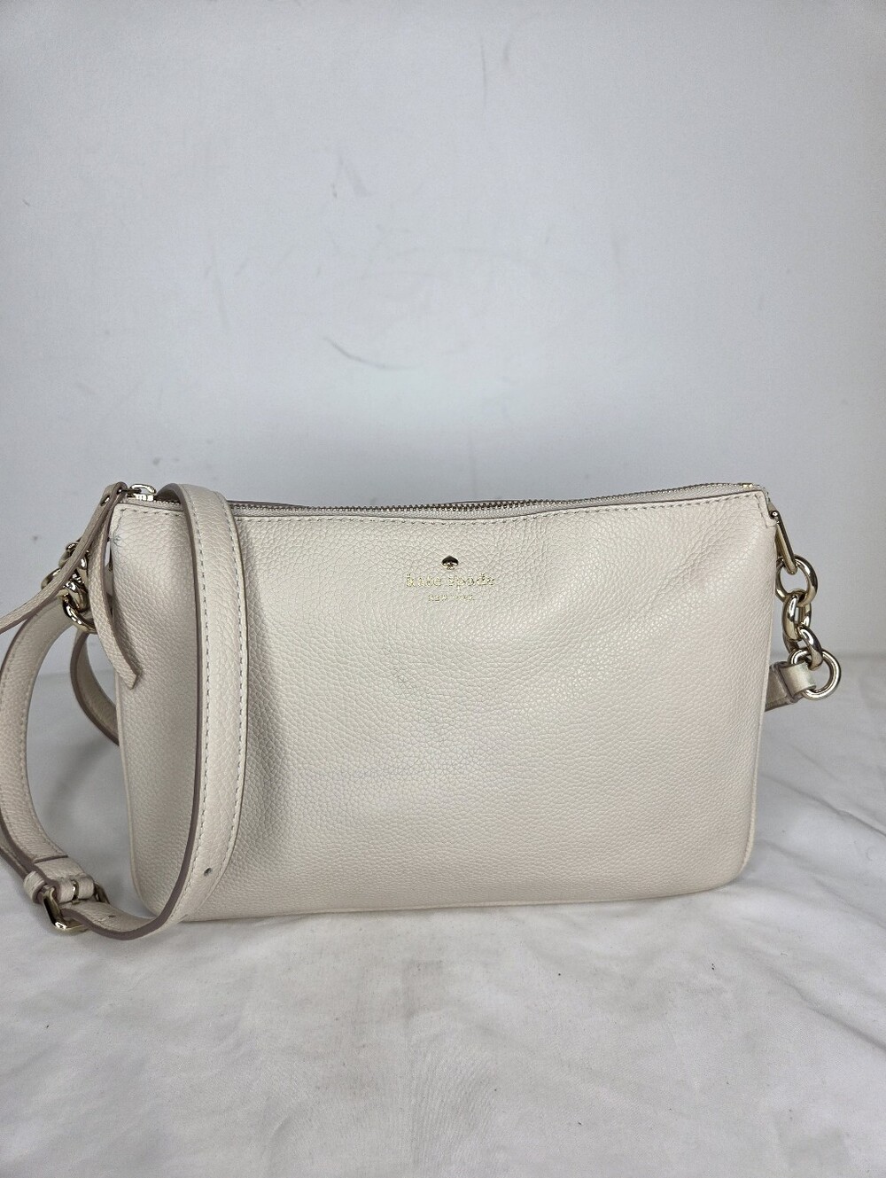 Kate Spade 10" X 7"inch Cream Peeble Leather Crossbody Bag Golden Hardware